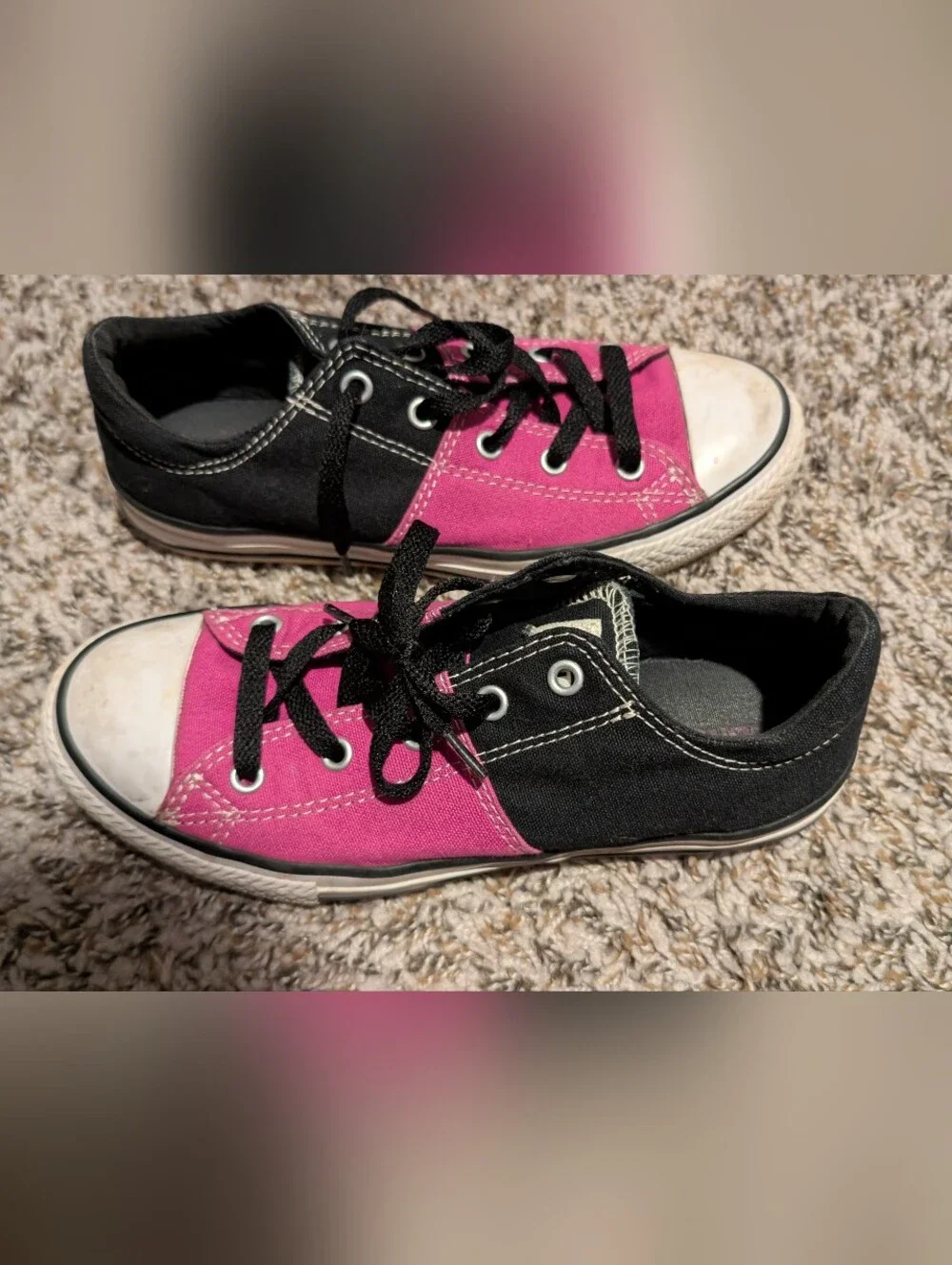 Converse bright pink